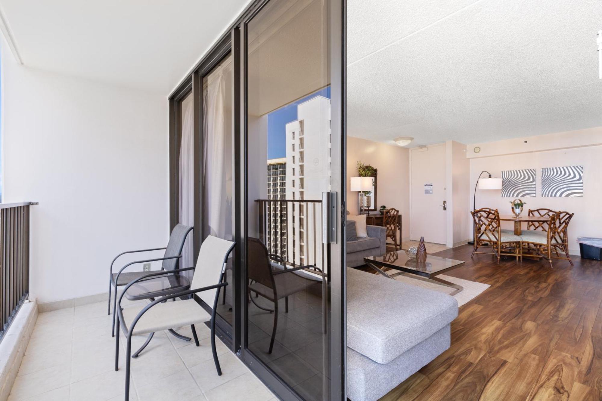 Beautifully Renovated 32Nd Floor Deluxe Ocean View Waikiki Condo Condo Honolulu Exterior foto